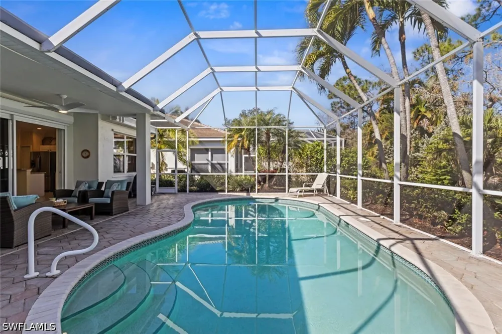 Chelmsford Court #67 Naples, FL 34104