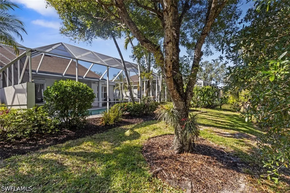 Chelmsford Court #67 Naples, FL 34104