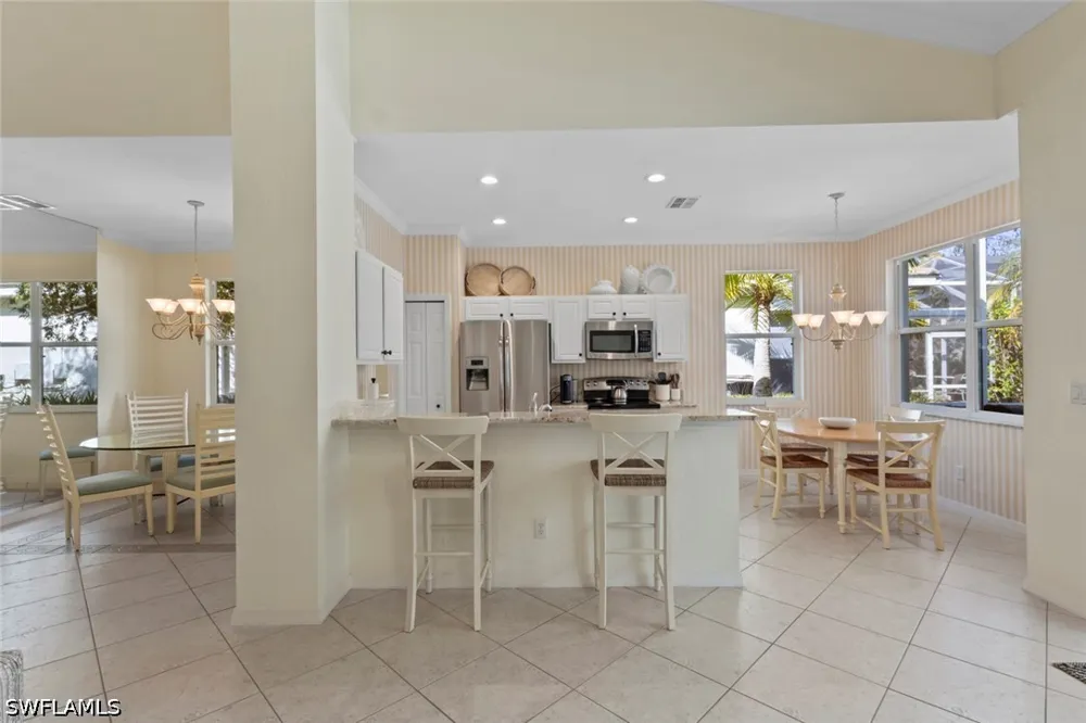 Chelmsford Court #67 Naples, FL 34104
