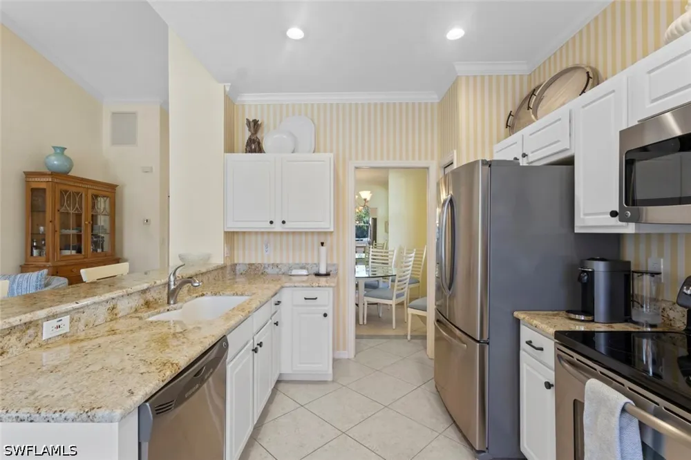 Chelmsford Court #67 Naples, FL 34104