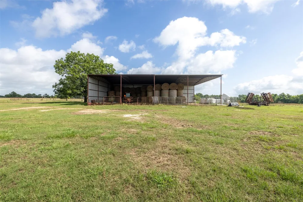 6550 Gibbs Creek Road Chappell Hill, TX 77426