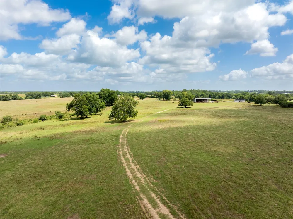 6550 Gibbs Creek Road Chappell Hill, TX 77426