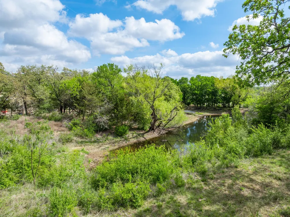 488 Wood Street Axtell, TX 76624