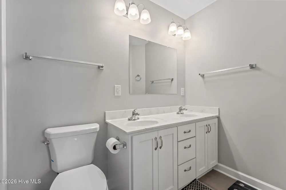 106 Walnut Avenue Hamlet, NC 28345