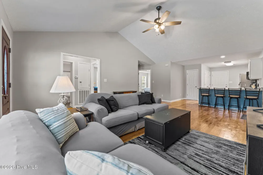 106 Walnut Avenue Hamlet, NC 28345