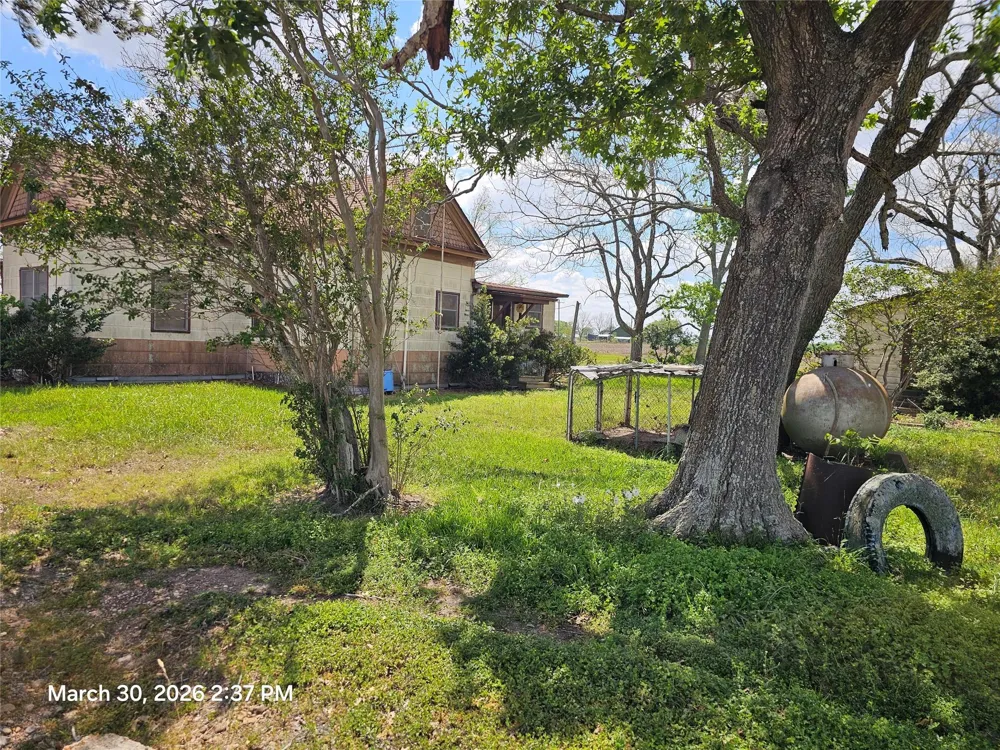 16442 County Road 268 East Bernard, TX 77435