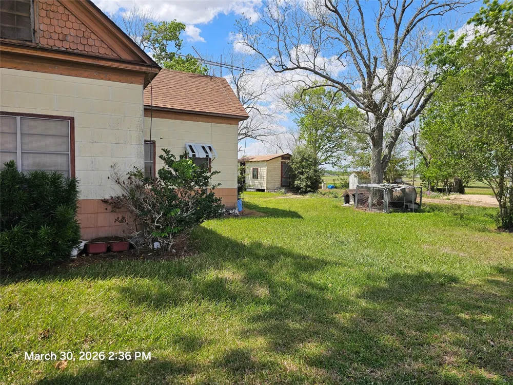 16442 County Road 268 East Bernard, TX 77435