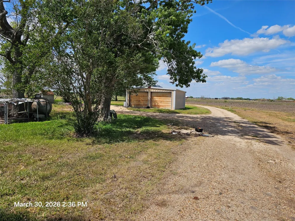 16442 County Road 268 East Bernard, TX 77435