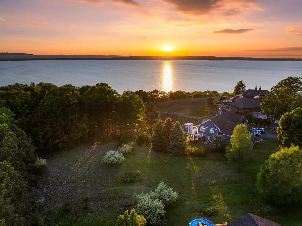 3147 Scenic Hills Drive Acme Township, MI 49690