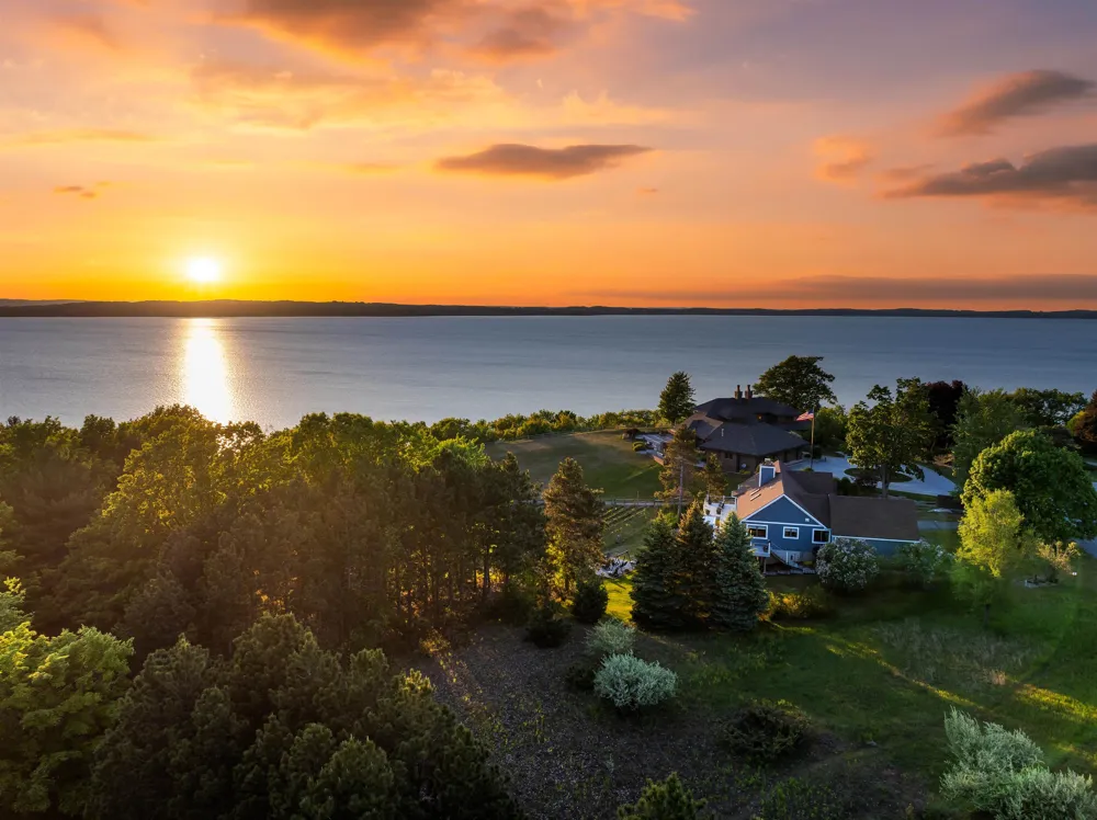 3147 Scenic Hills Drive Acme Township, MI 49690