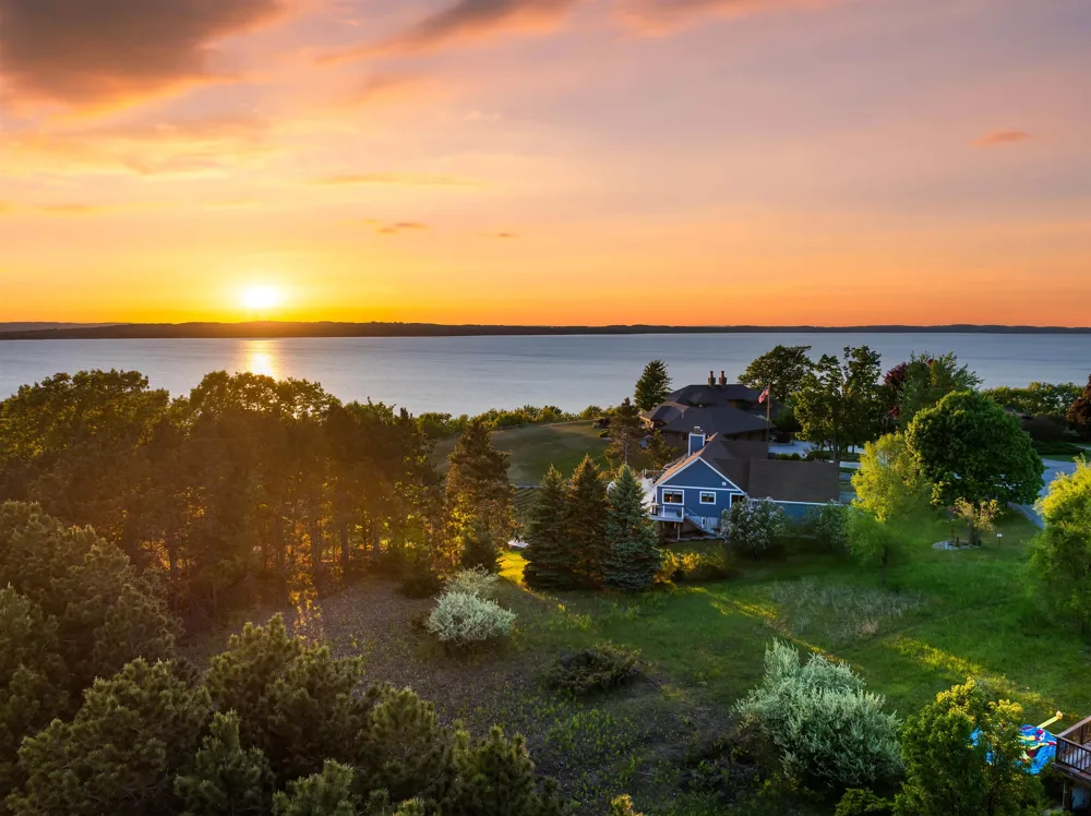 3147 Scenic Hills Drive Acme Township, MI 49690