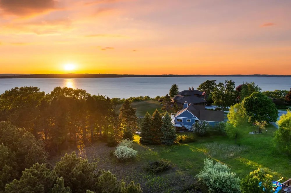 3147 Scenic Hills Drive Acme Township, MI 49690