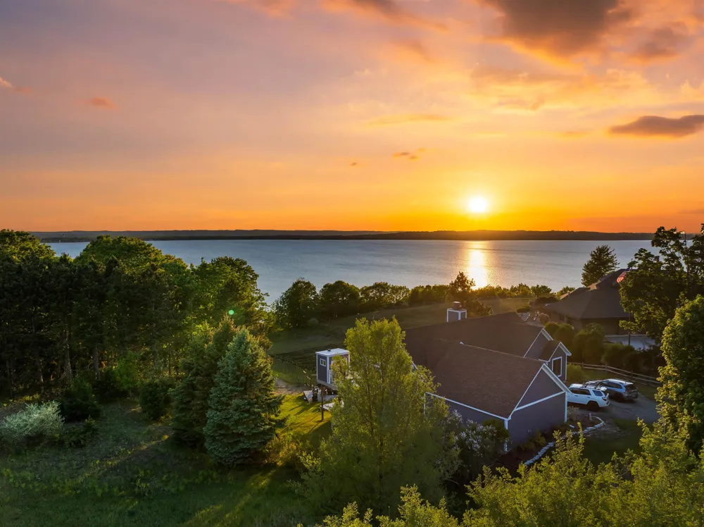 3147 Scenic Hills Drive Acme Township, MI 49690