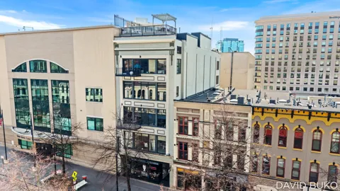 49 Monroe Center Street NW #10