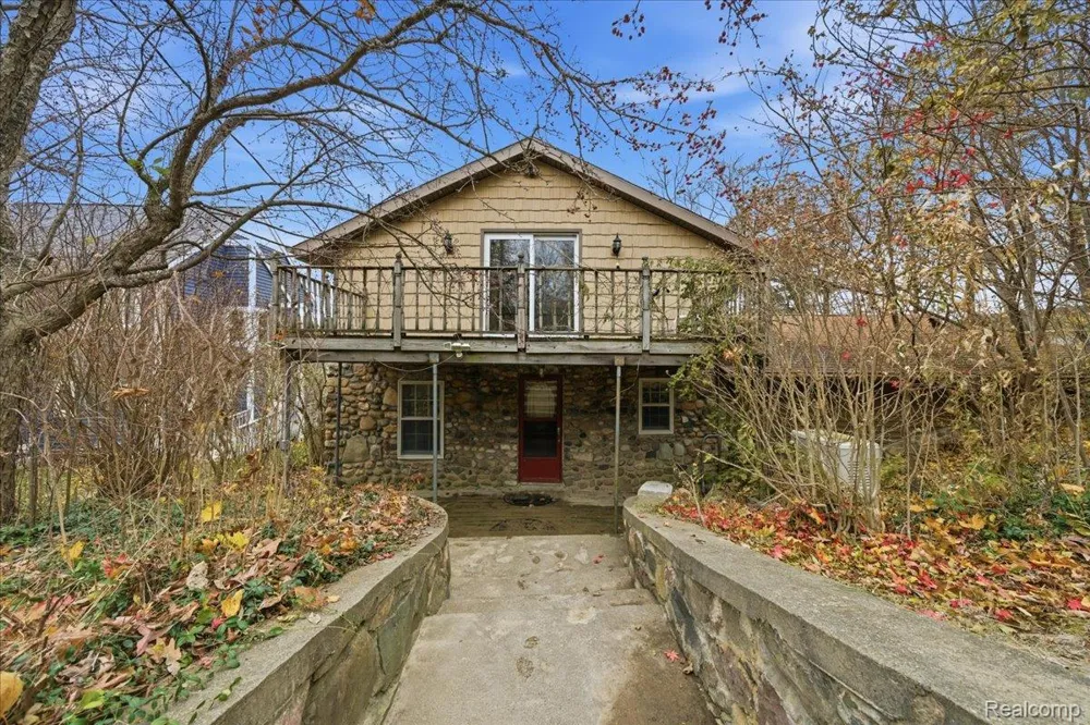 5896 Silver Birch Road Hadley Township, MI 48462