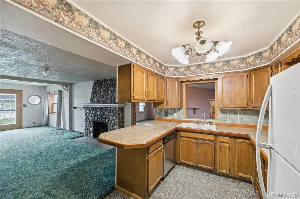 5896 Silver Birch Road Hadley Township, MI 48462