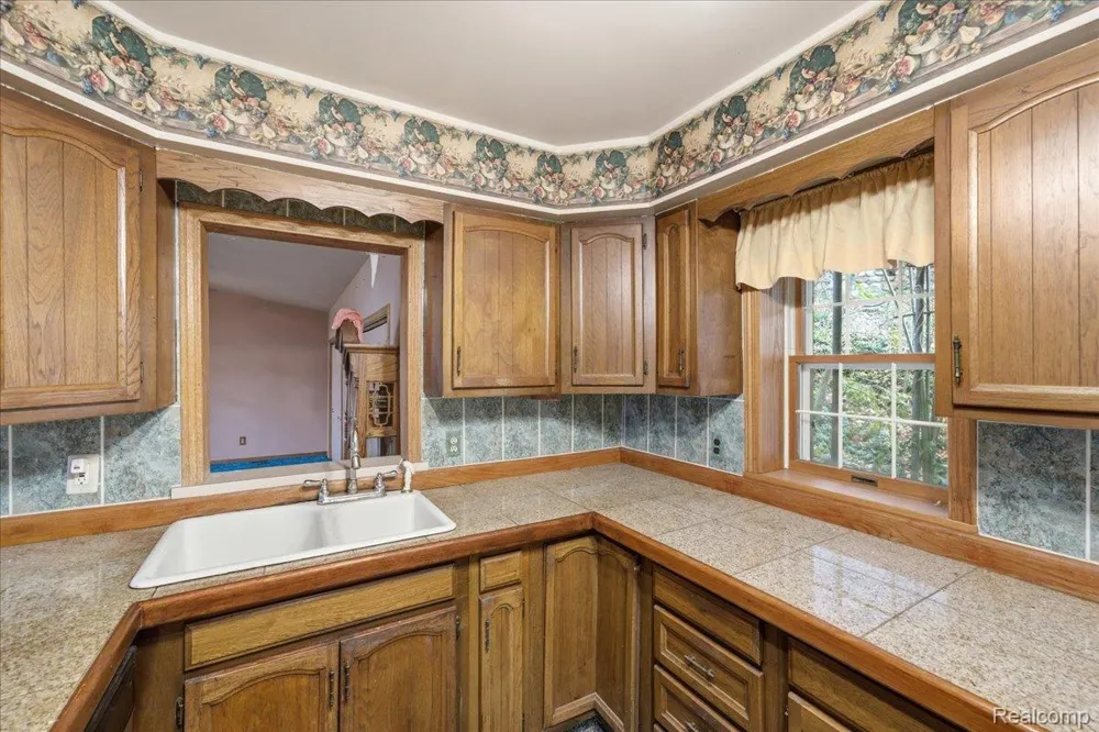 5896 Silver Birch Road Hadley Township, MI 48462