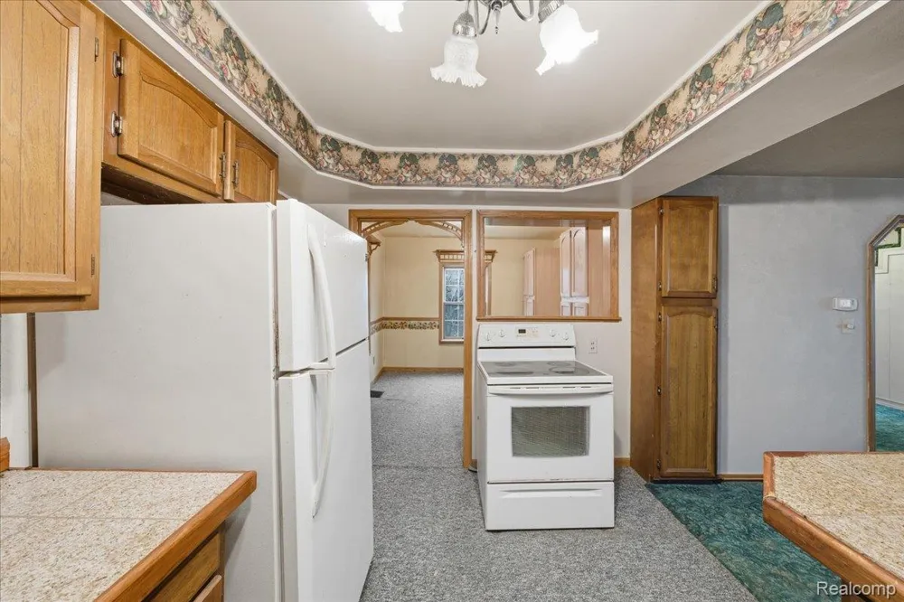 5896 Silver Birch Road Hadley Township, MI 48462