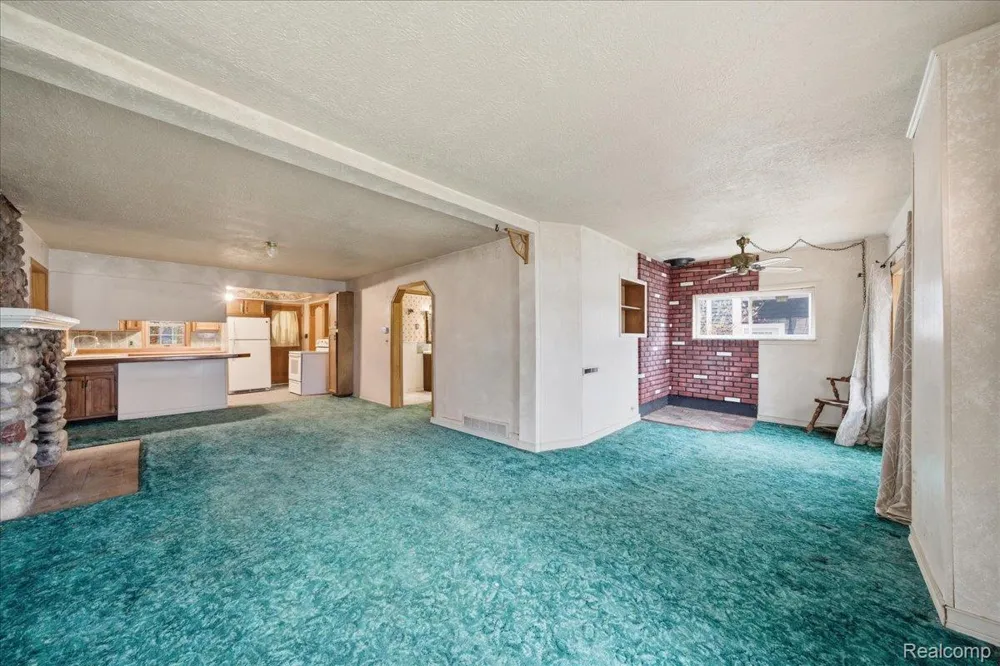 5896 Silver Birch Road Hadley Township, MI 48462