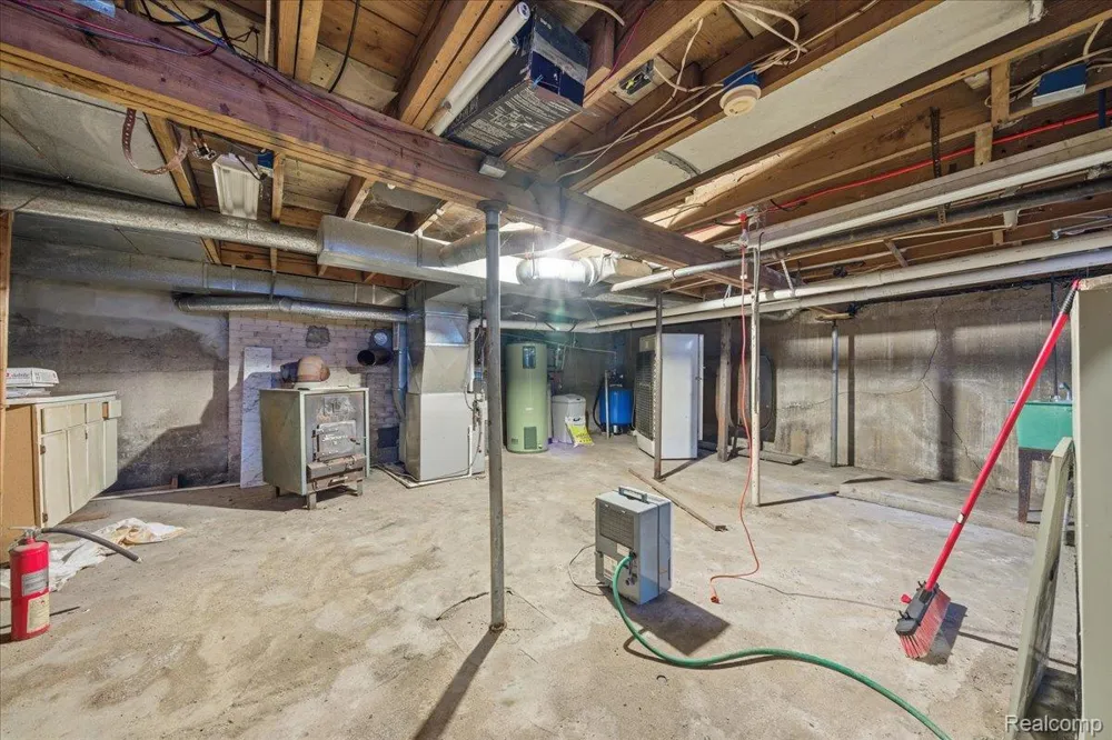 5896 Silver Birch Road Hadley Township, MI 48462