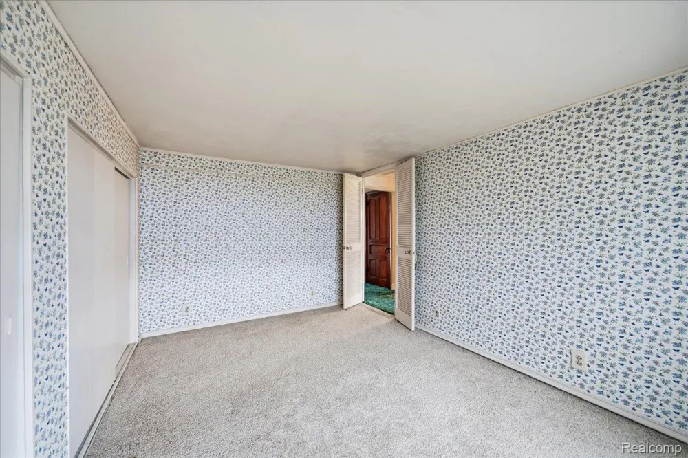 5896 Silver Birch Road Hadley Township, MI 48462