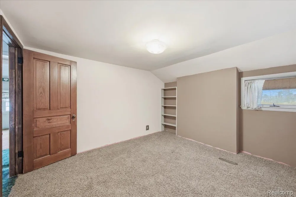 5896 Silver Birch Road Hadley Township, MI 48462