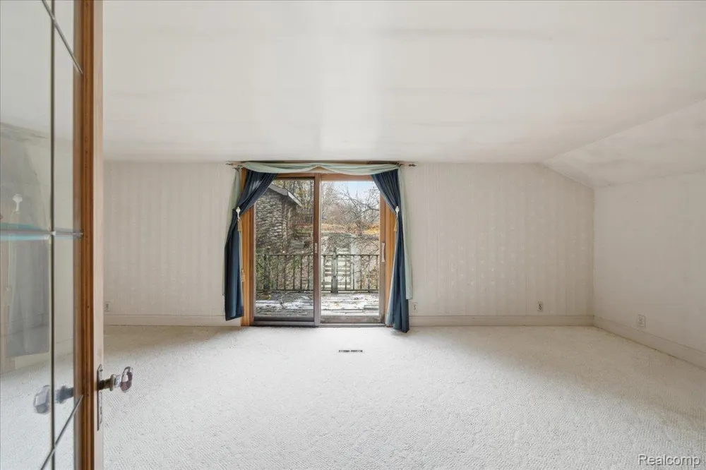 5896 Silver Birch Road Hadley Township, MI 48462