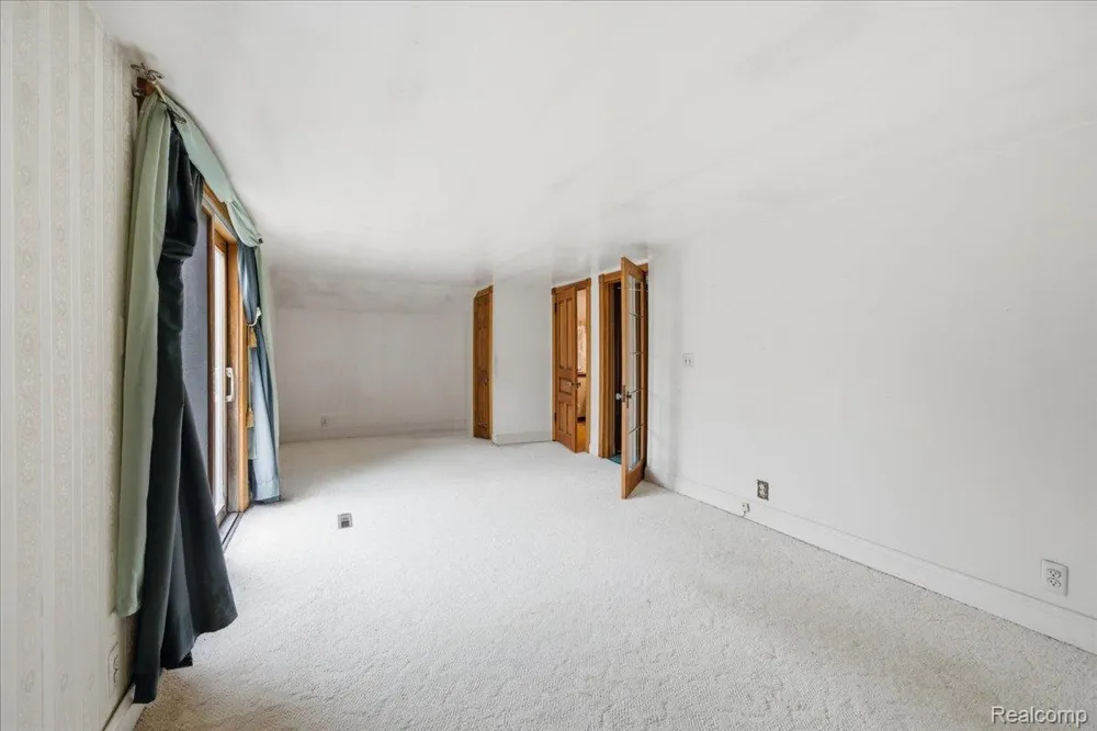 5896 Silver Birch Road Hadley Township, MI 48462