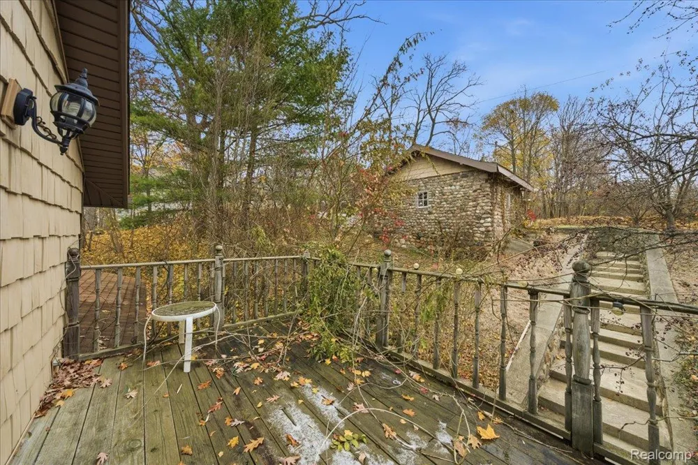 5896 Silver Birch Road Hadley Township, MI 48462