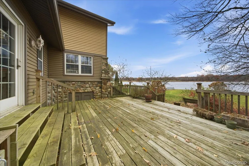 5896 Silver Birch Road Hadley Township, MI 48462