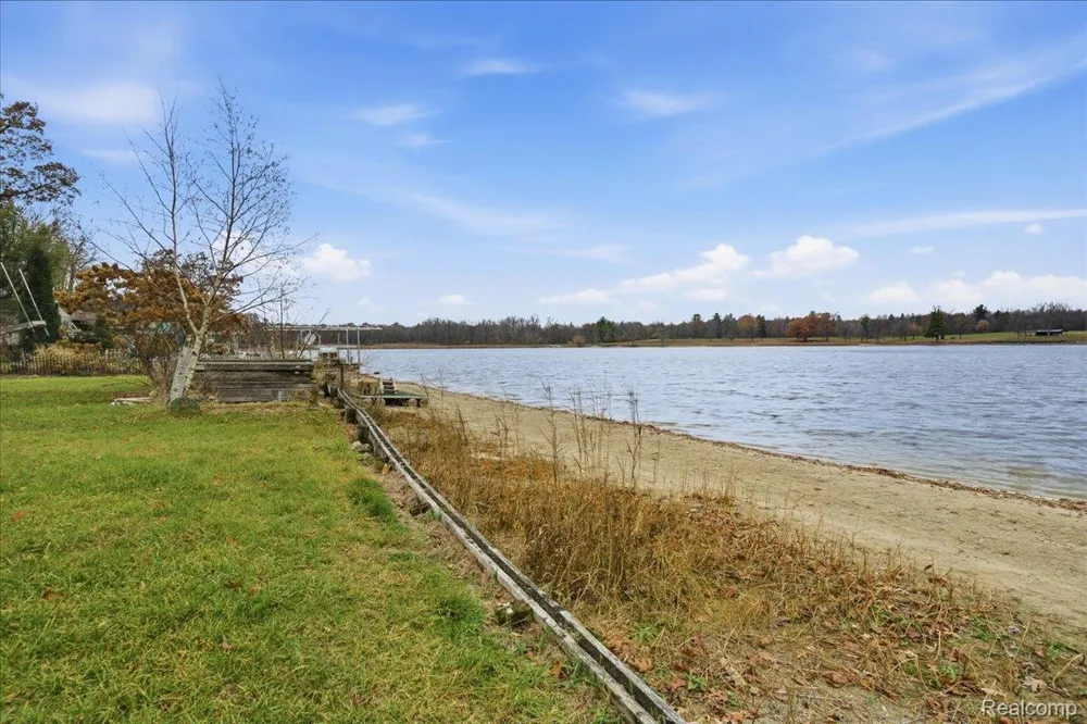 5896 Silver Birch Road Hadley Township, MI 48462