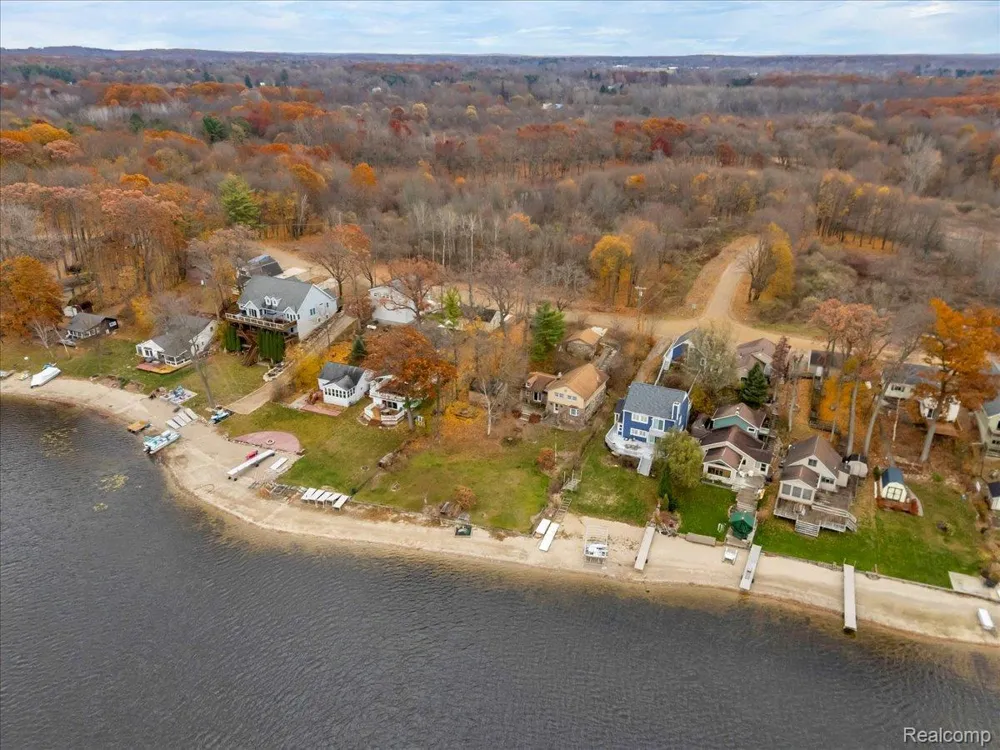 5896 Silver Birch Road Hadley Township, MI 48462