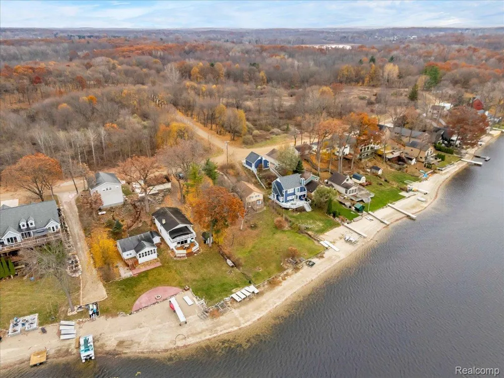 5896 Silver Birch Road Hadley Township, MI 48462