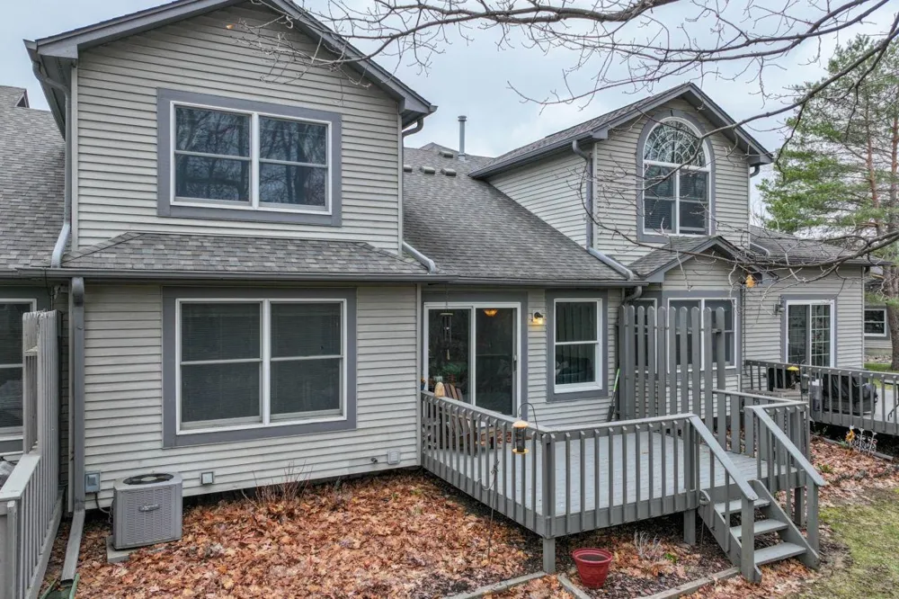 2338 Golden Pond Court Fenton Charter Township, MI 48430