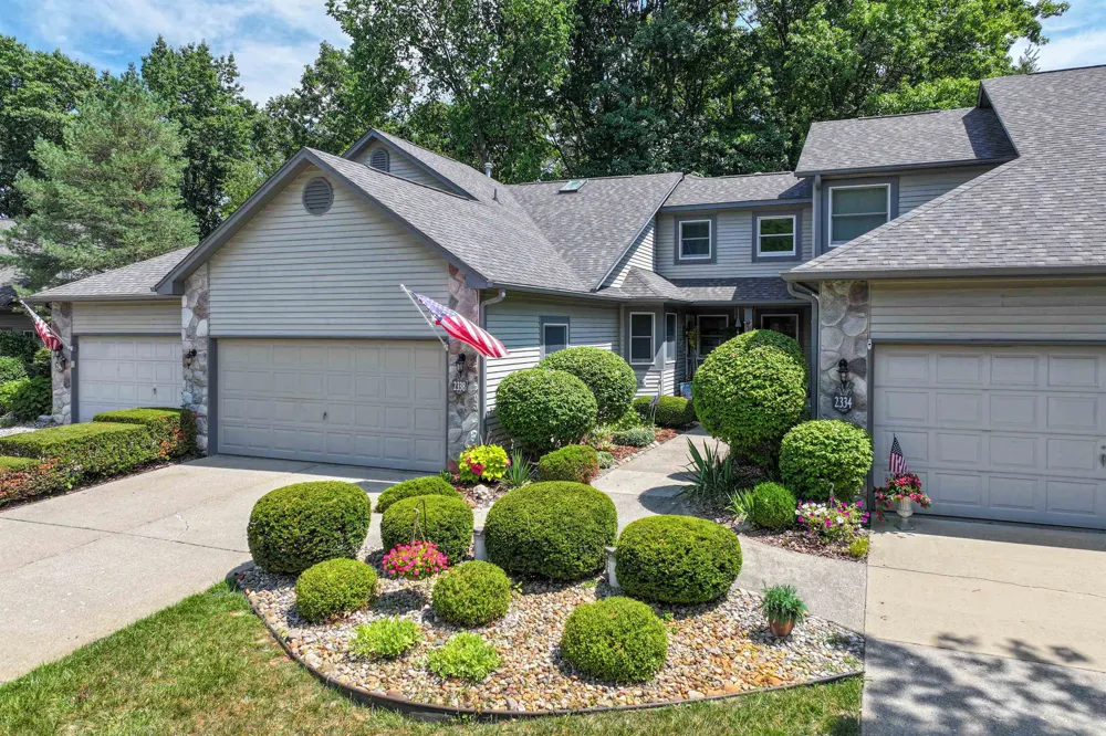 2338 Golden Pond Court Fenton Charter Township, MI 48430