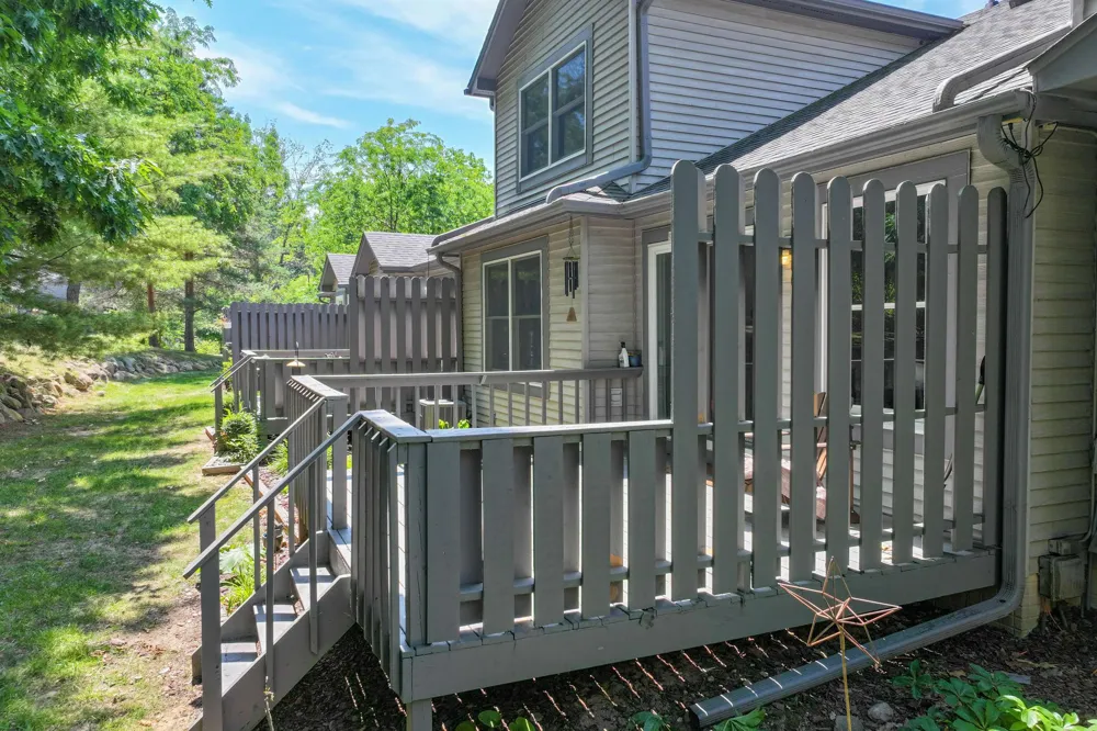 2338 Golden Pond Court Fenton Charter Township, MI 48430