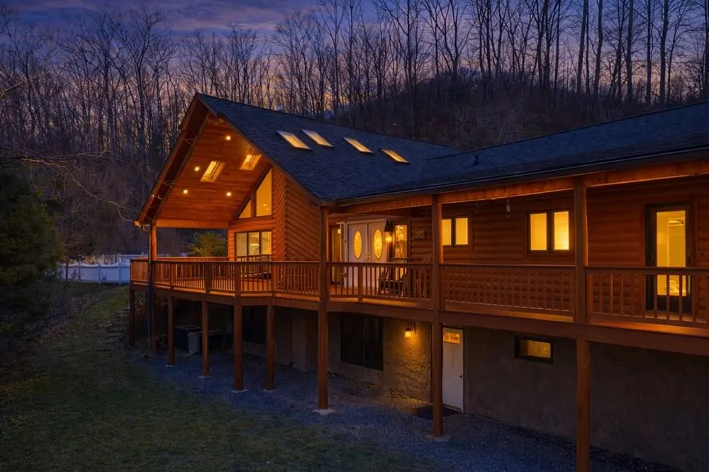 Hawks Nest Ridge Cullowhee, NC 28723