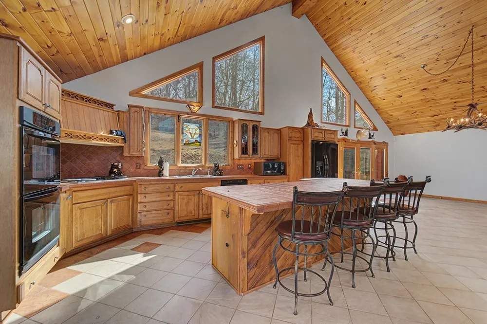 Hawks Nest Ridge Cullowhee, NC 28723