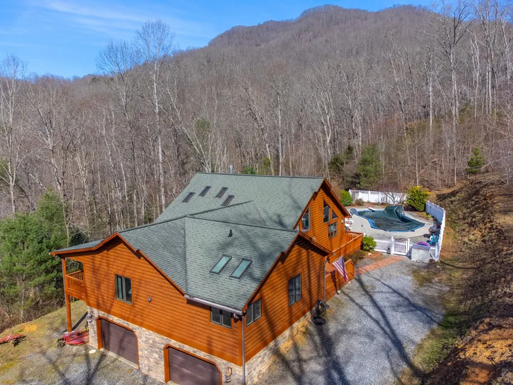 Hawks Nest Ridge Cullowhee, NC 28723