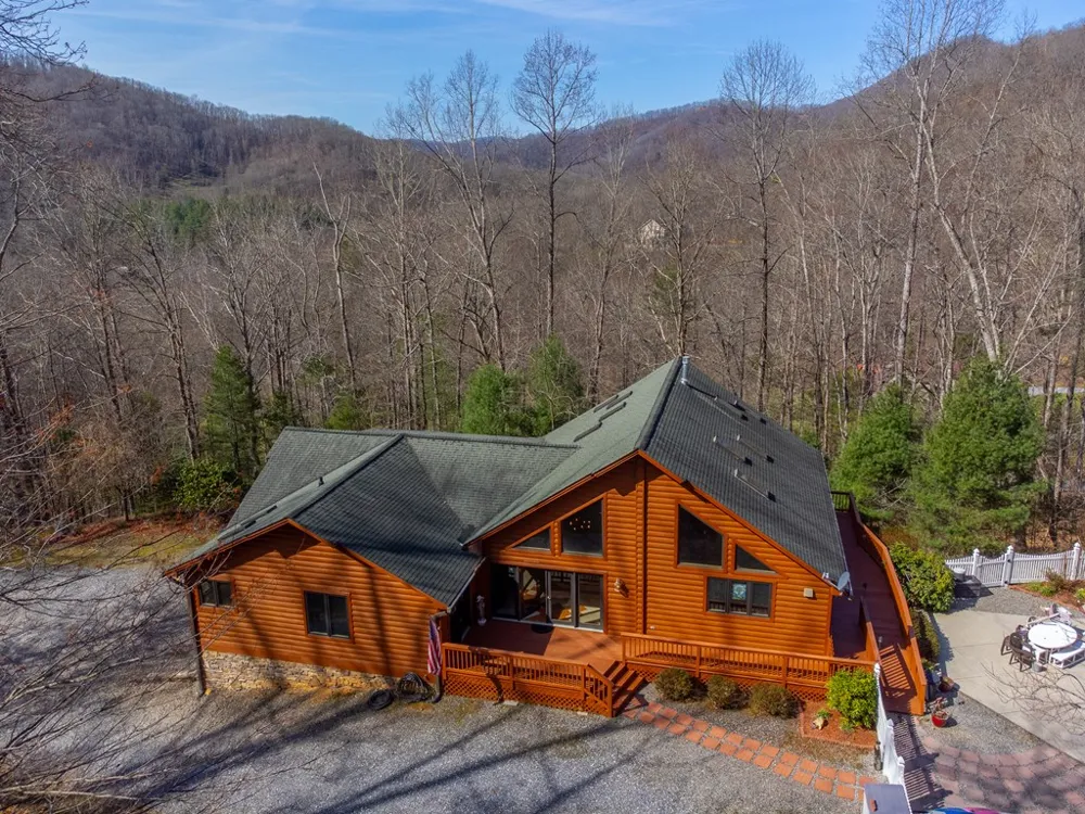 Hawks Nest Ridge Cullowhee, NC 28723