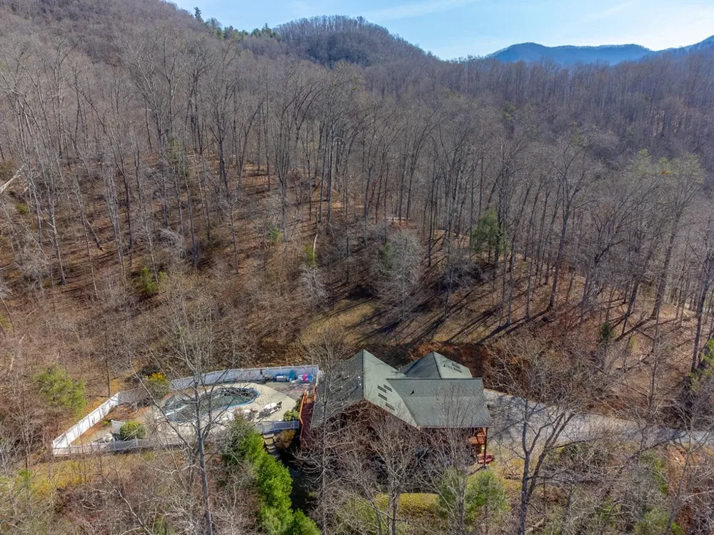 Hawks Nest Ridge Cullowhee, NC 28723