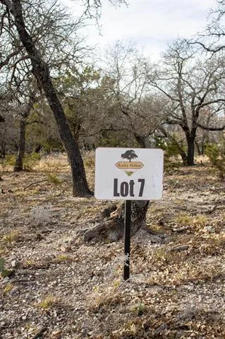 7 Whitetail Trail
