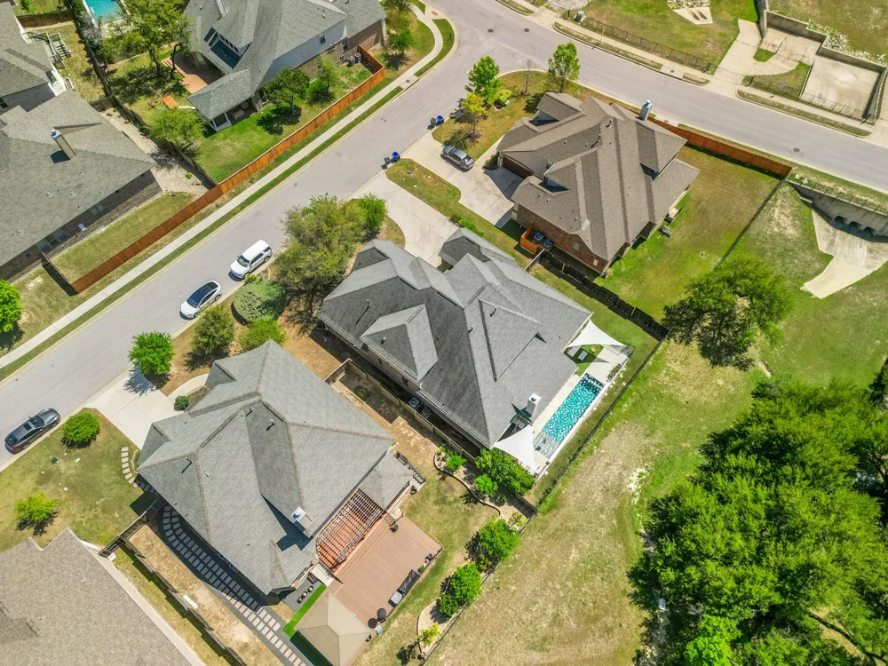 5304 Via Besso Drive Bee Cave, TX 78738
