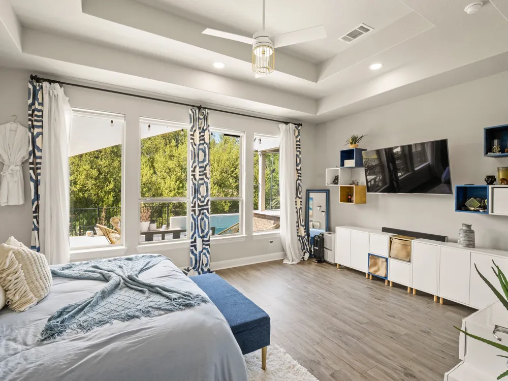 5304 Via Besso Drive Bee Cave, TX 78738