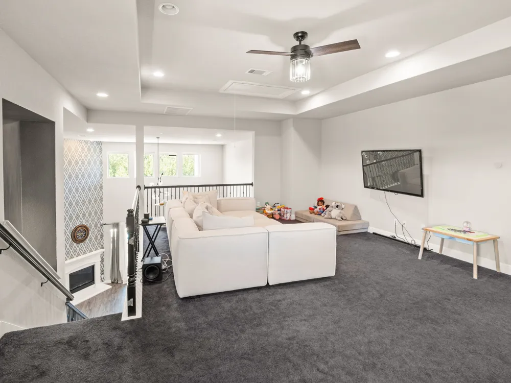 5304 Via Besso Drive Bee Cave, TX 78738