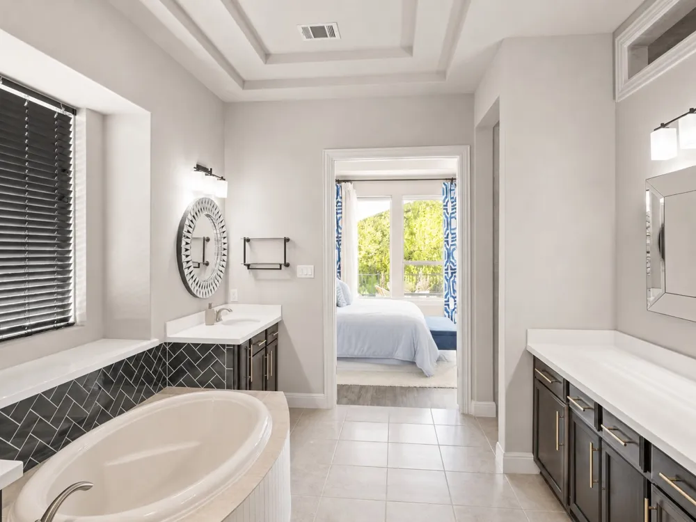 5304 Via Besso Drive Bee Cave, TX 78738