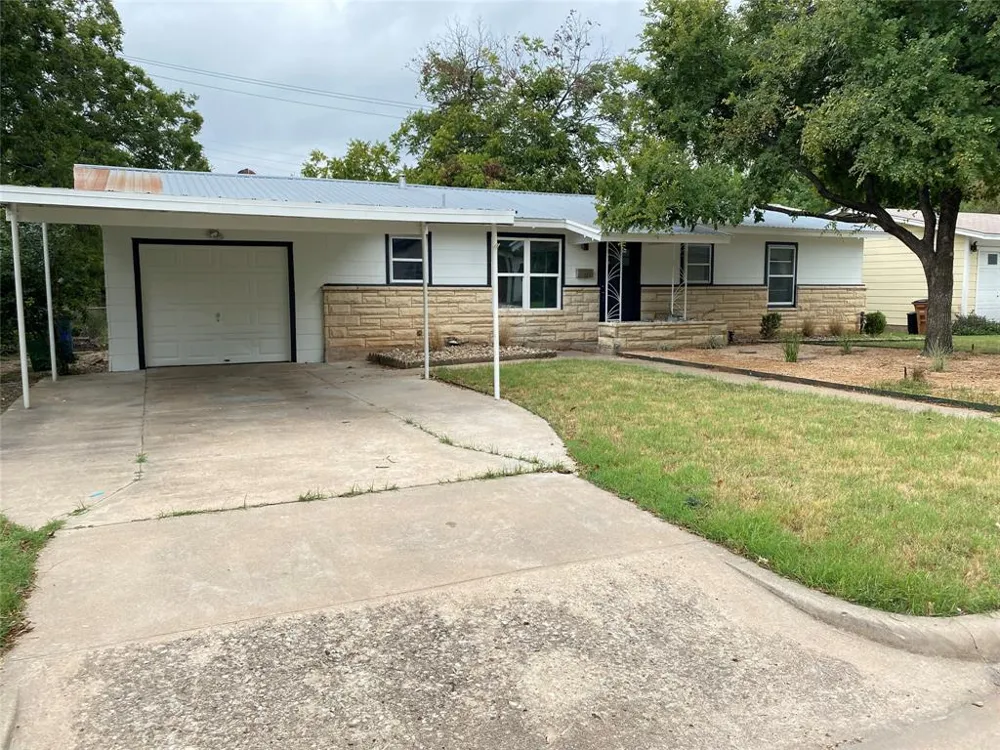 8107 Lazy Lane Austin, TX 78757
