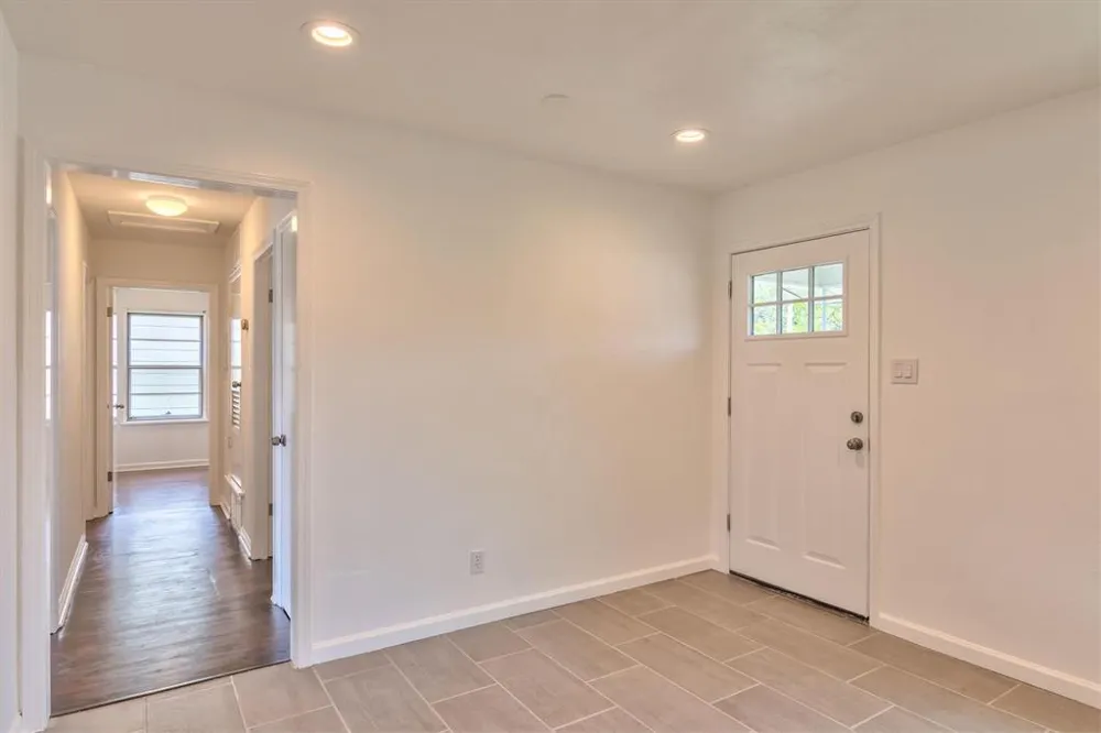 8107 Lazy Lane Austin, TX 78757