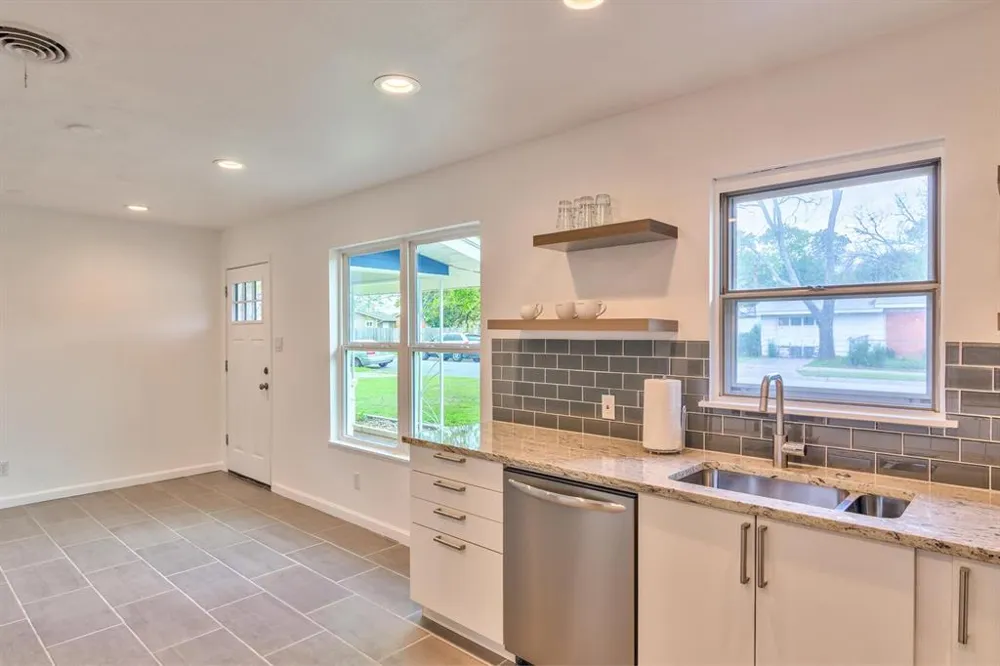 8107 Lazy Lane Austin, TX 78757