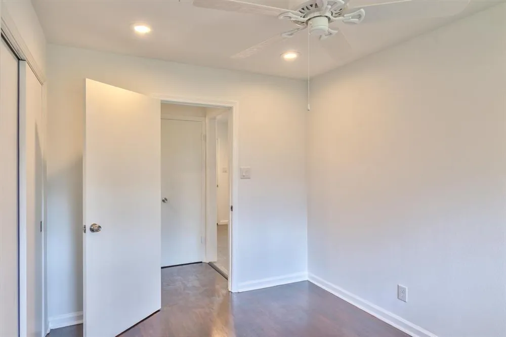 8107 Lazy Lane Austin, TX 78757